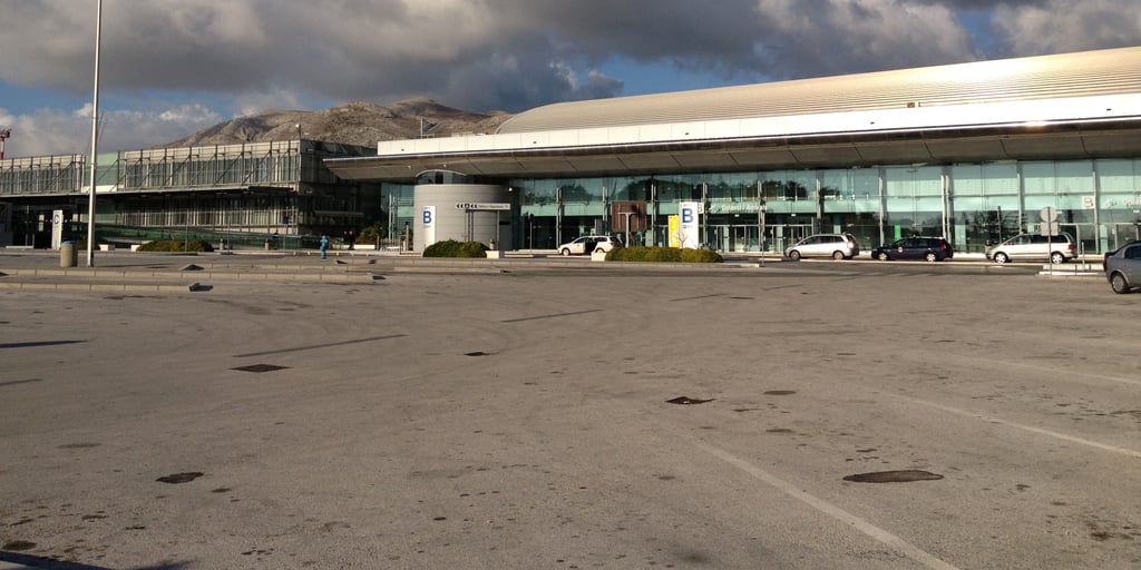 The forecourt and car park in front of the passenger terminal at Dubrovnik Airport